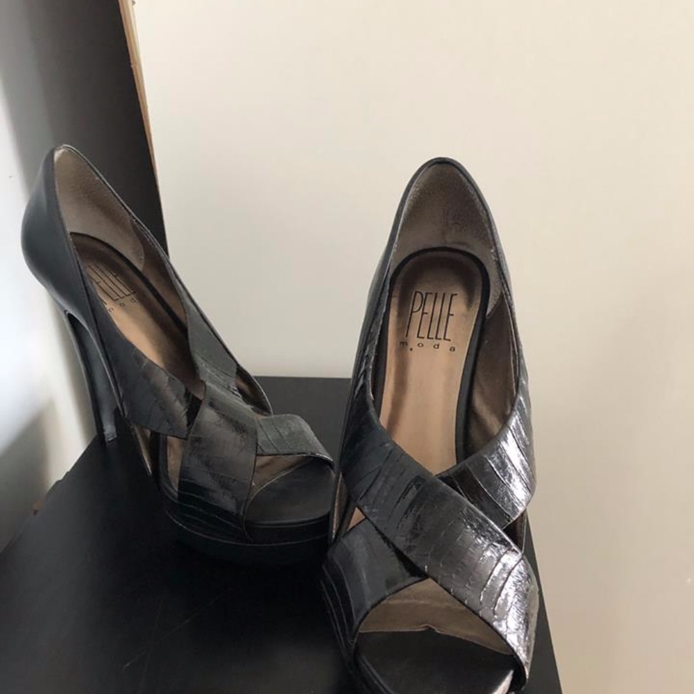 Pelle Moda Black Leather